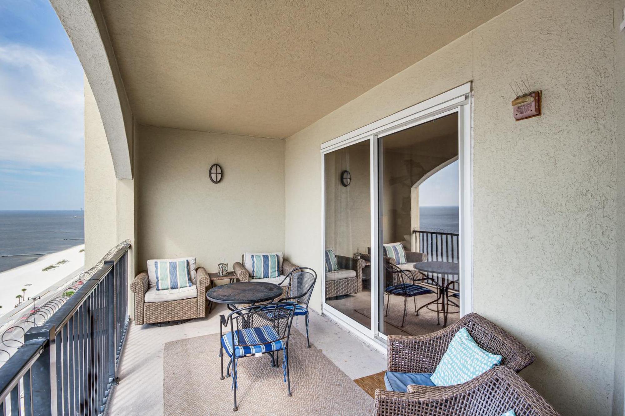 Sleek Gulfport Condo With Ocean Views And Pool Access! Kültér fotó